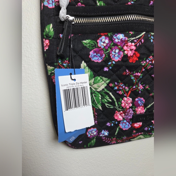 NWT Vera Bradley Winter Berry Iconic Triple Zipper Hipster Crossbody - Retired - Picture 3 of 5